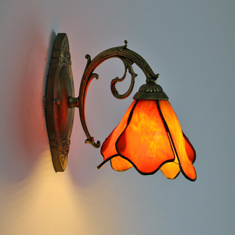 Leona – Stilvolle Glas-Wandleuchte
