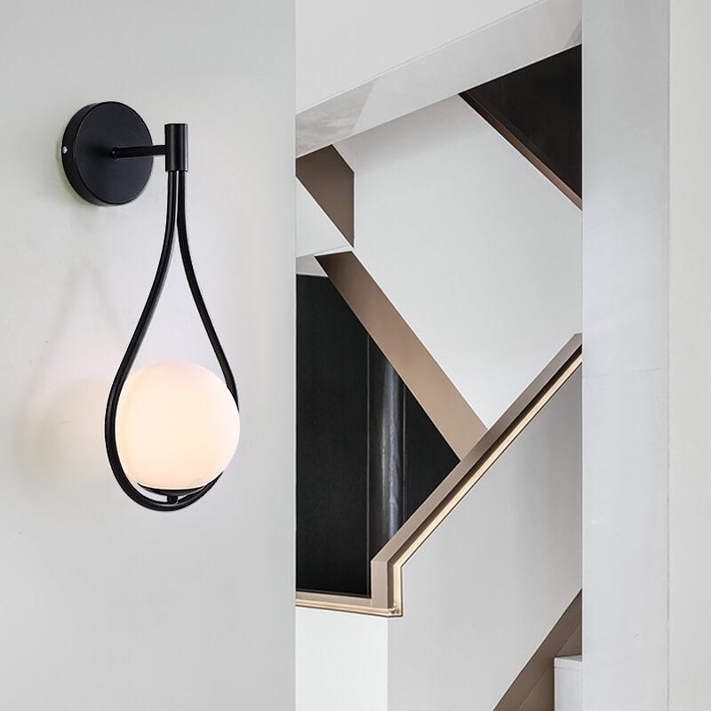 Astrid – Schlichte Nordic-Wandlampe