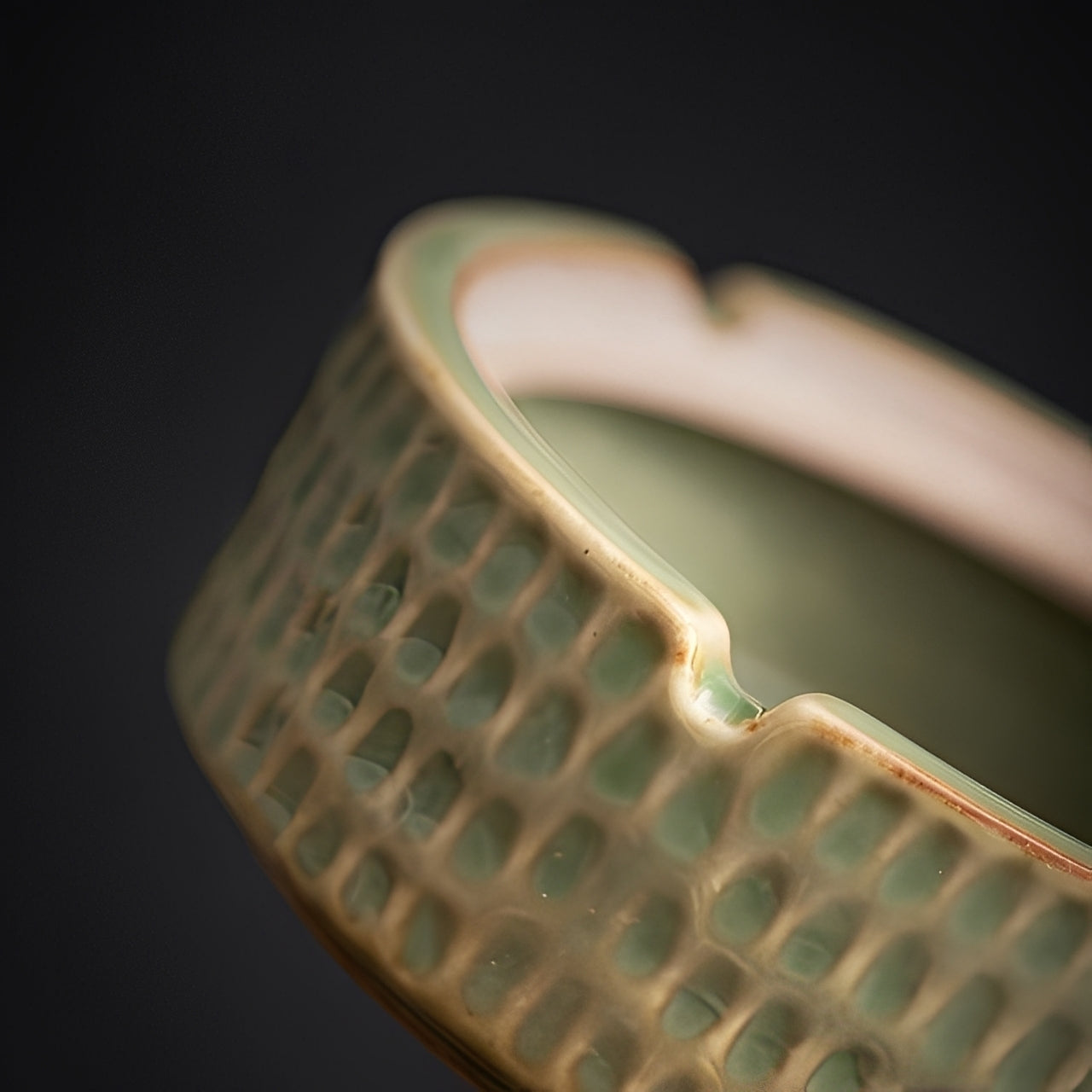 Ming – Keramik-Aschenbecher mit Deckel im chinesischen Stil