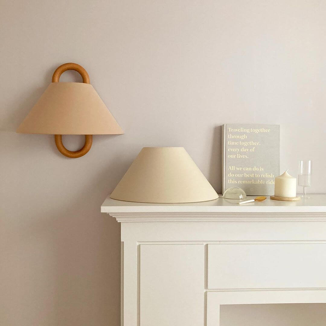 Aurelia – Beechwood LED Wandlampe