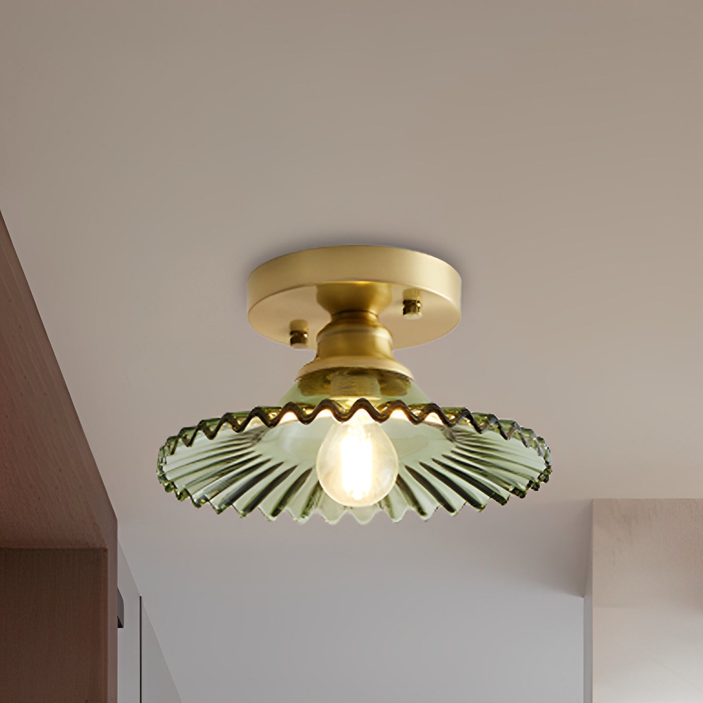 Ribella – Deckenleuchte mit geriffeltem Glas im Retro-Look
