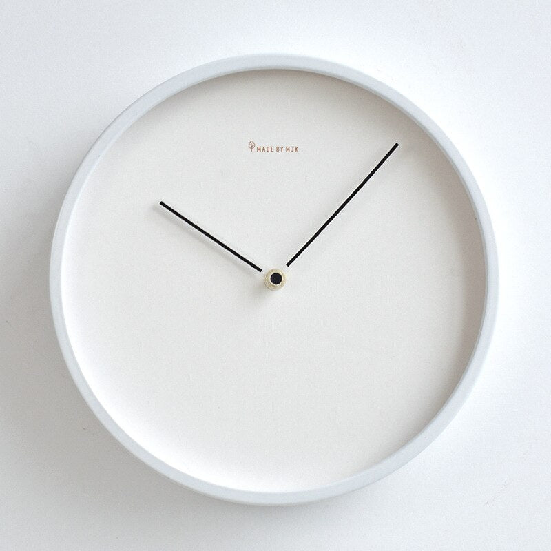 Freja – Moderne Wanduhr