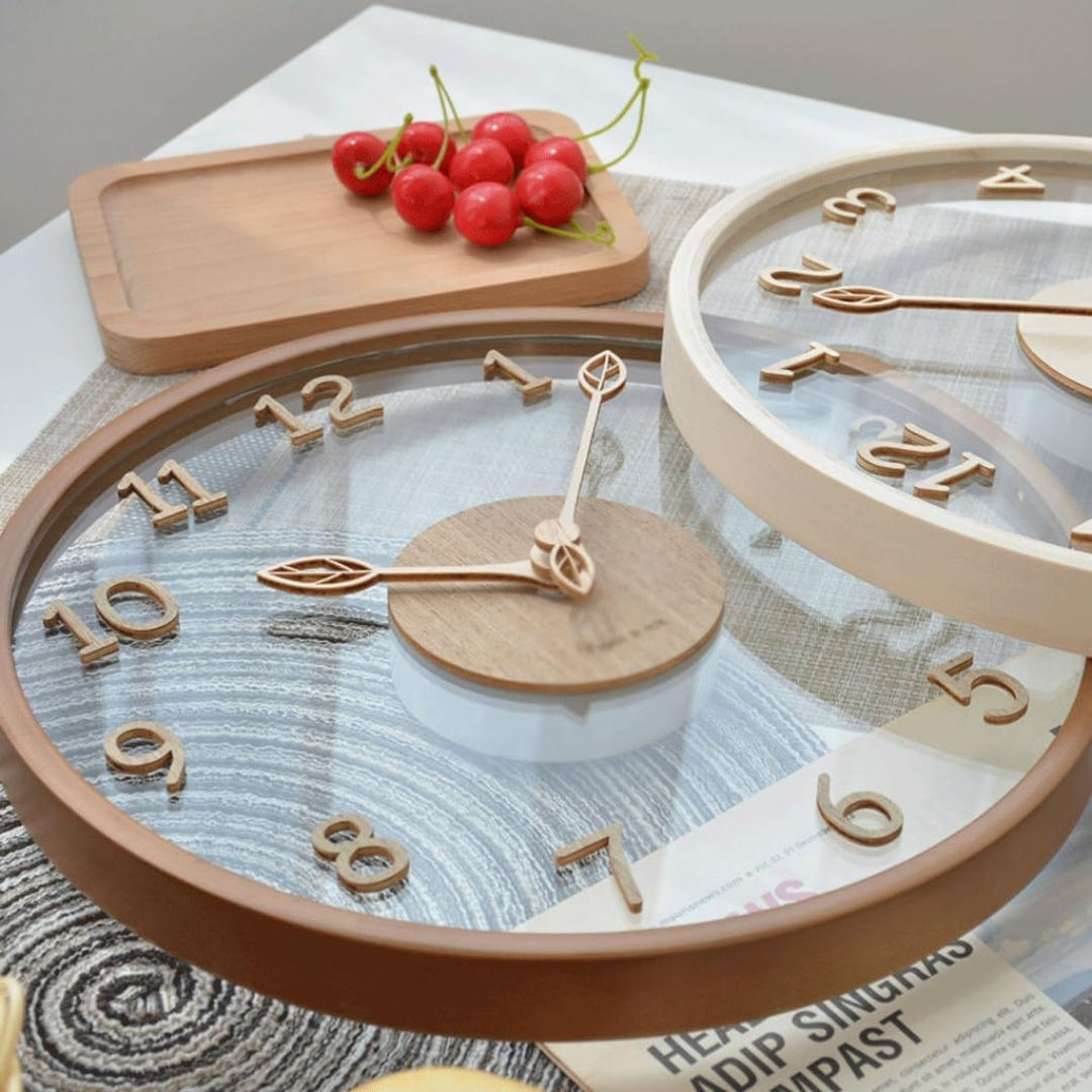 Jasmin – Wanduhr aus Holz und Glas