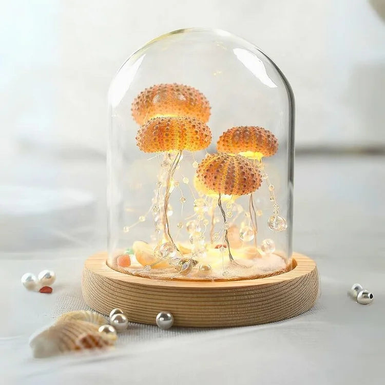 Nerida – Handgefertigte Seeigel-Qualle Nachtlampe