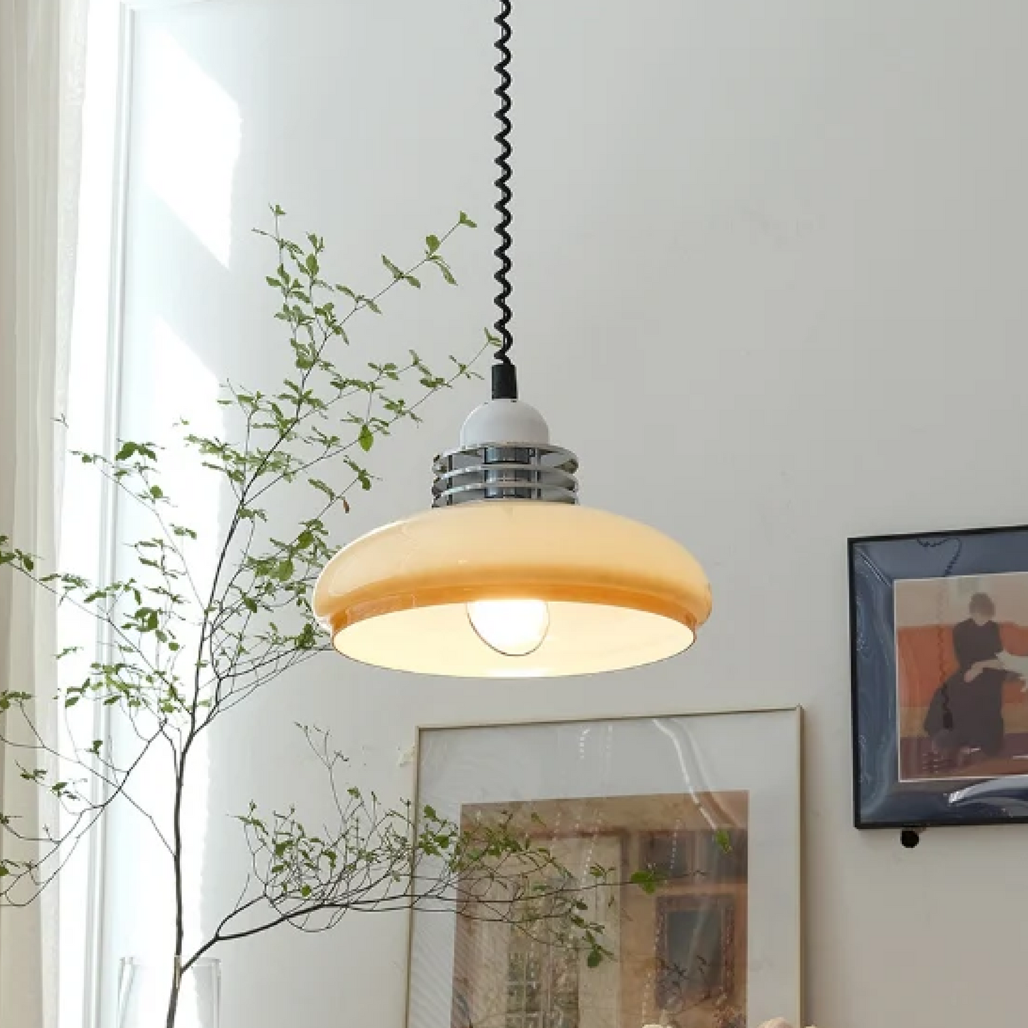 Noa – Bauhaus Glas Hängeleuchte