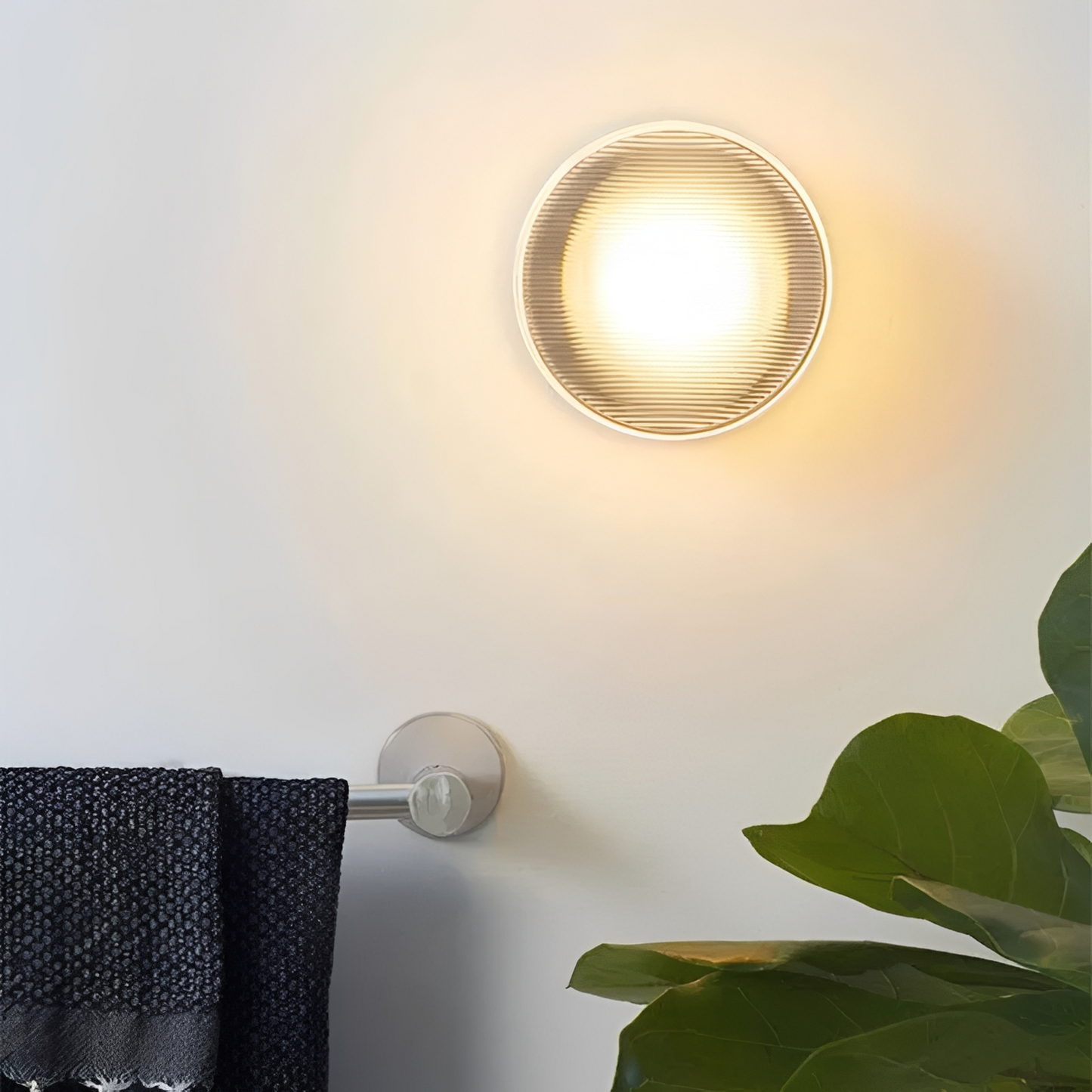 Arco – Moderne Wandlampe