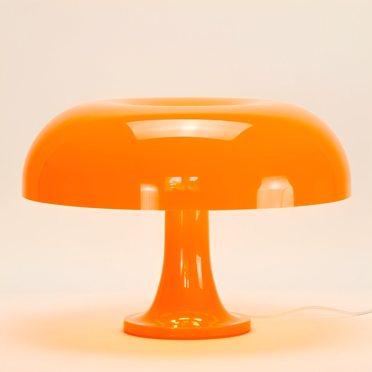 Mira – Dimm­bare Pilz Tischlampe mit USB