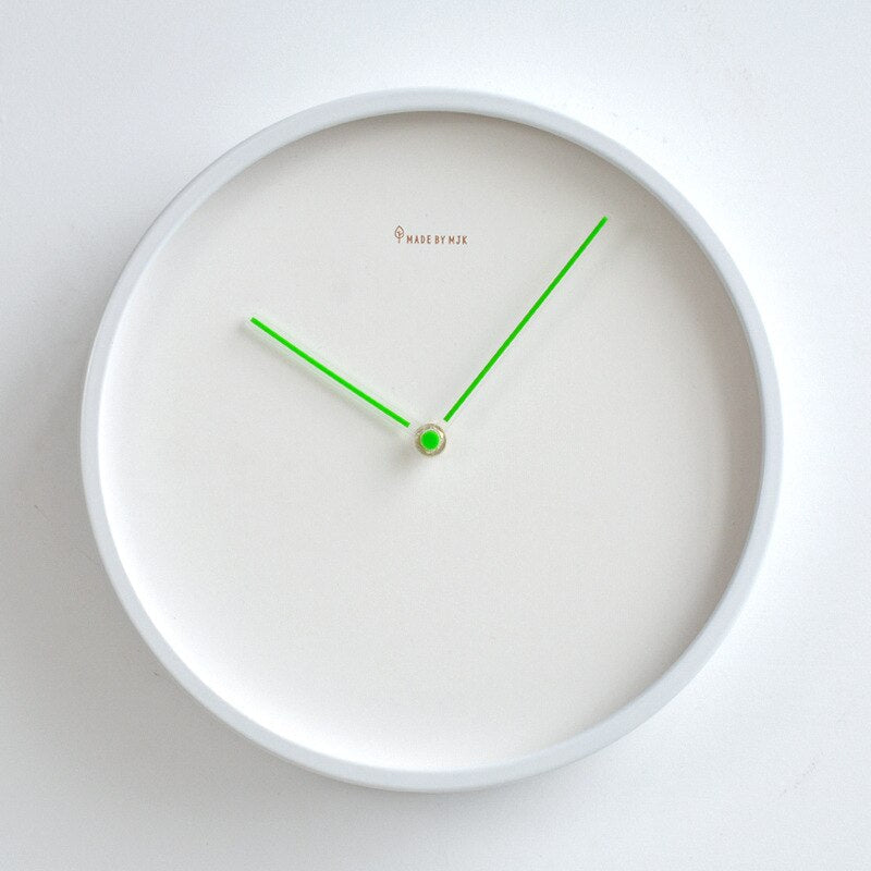 Freja – Moderne Wanduhr