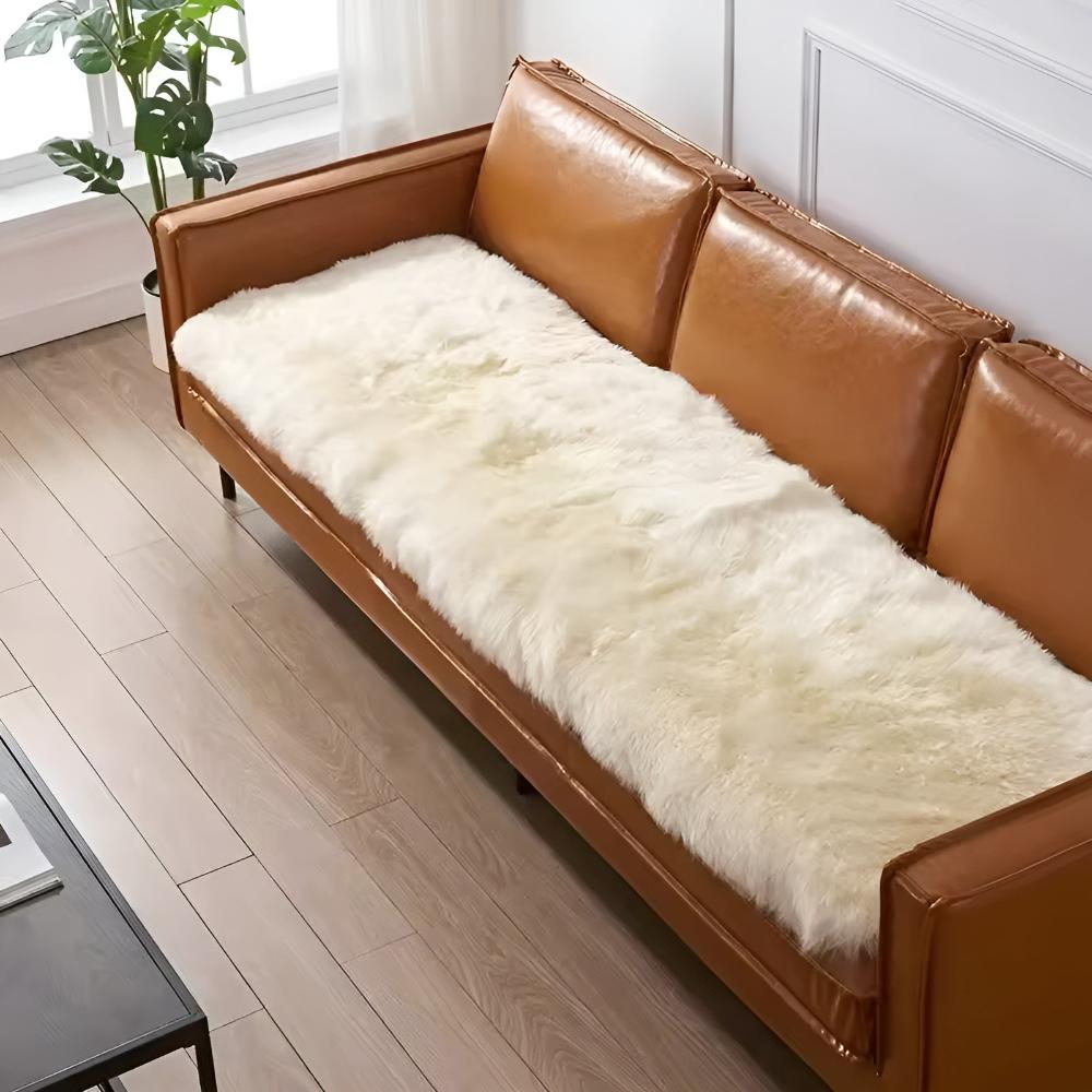 Svea – Flauschiger Sofaschoner