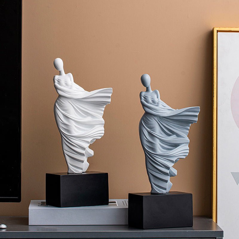 Alariel – Tischskulptur „Queen of the Wind“