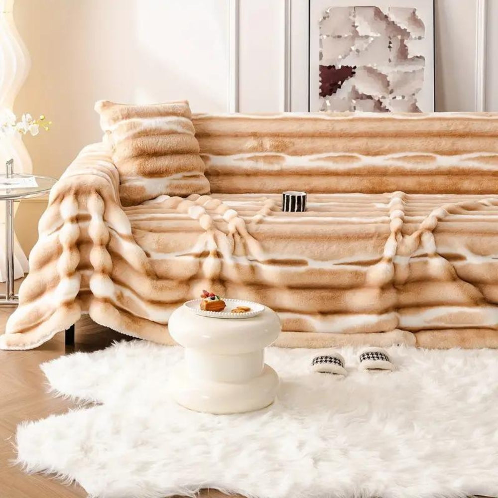 Juvy – Samtiges Faux Fur Sofabezug