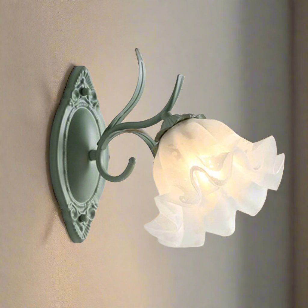 Kaede – Klassische Retro Blumenlampe