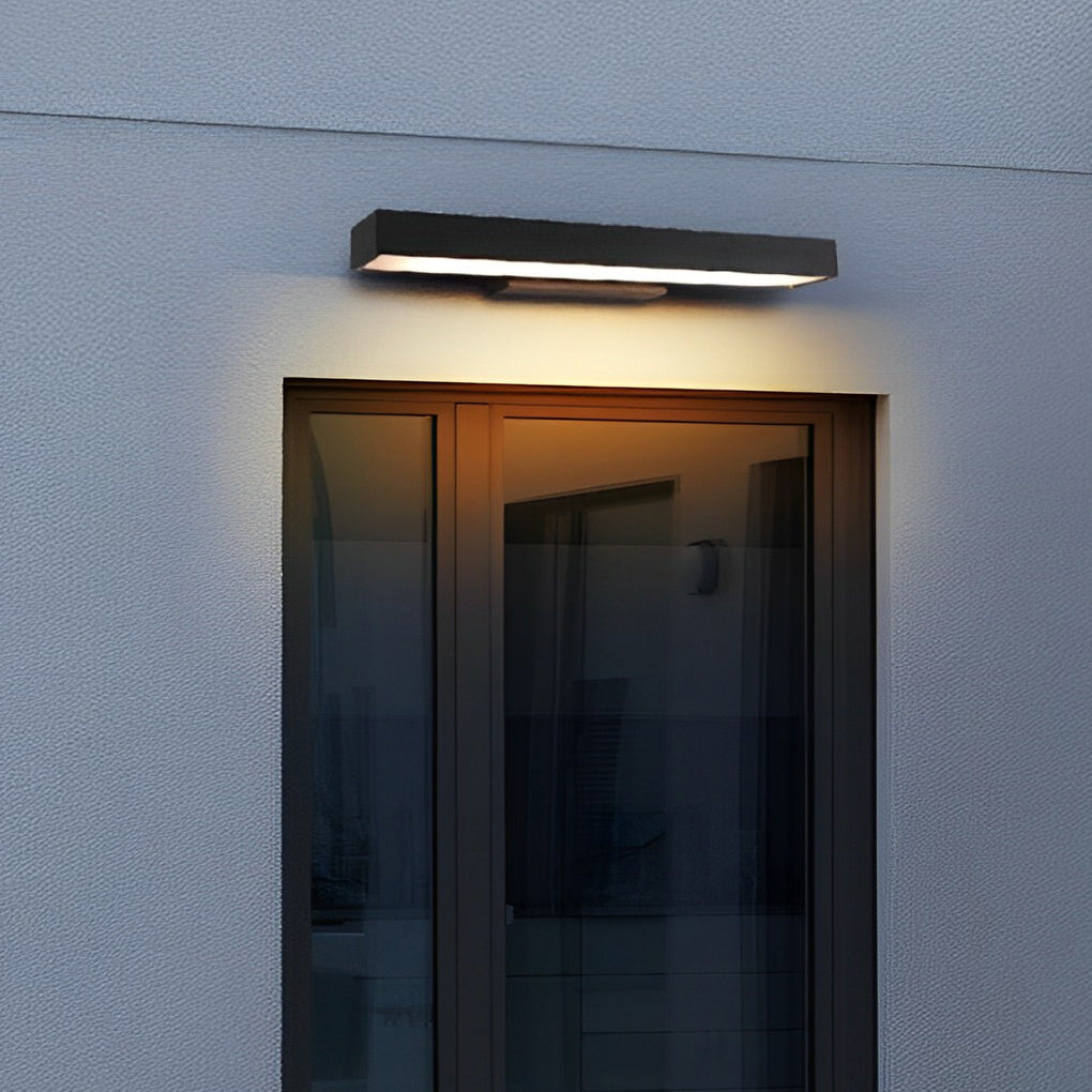 Ramin – LED-Außenwandleuchte mit Sensor