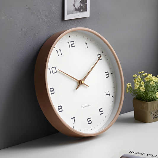 Nordik – Geräuschlose Wanduhr aus Massivholz