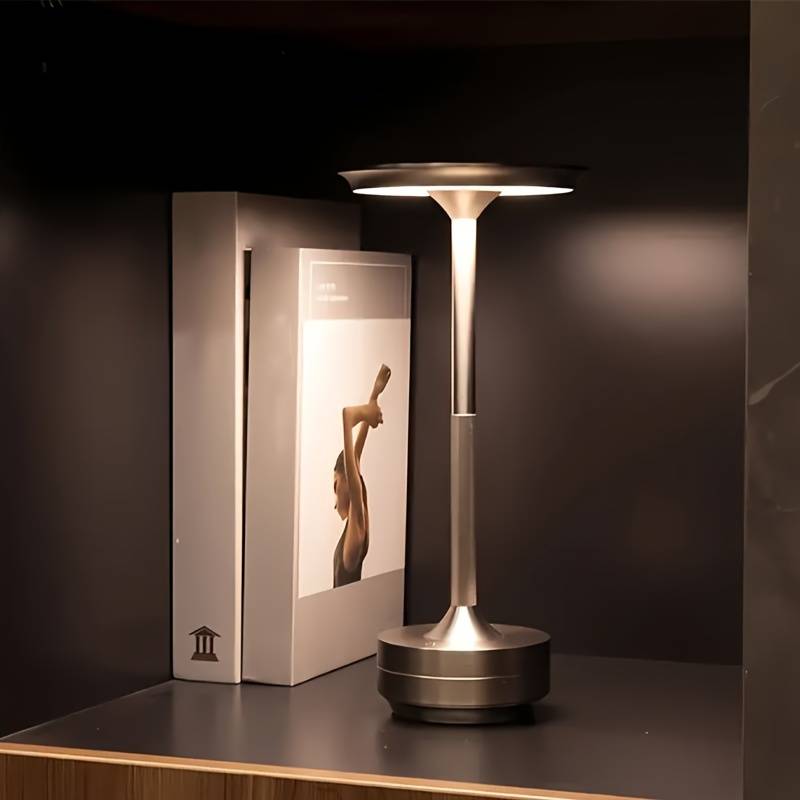 Lari – Kreative Pilz-Nachttischlampe