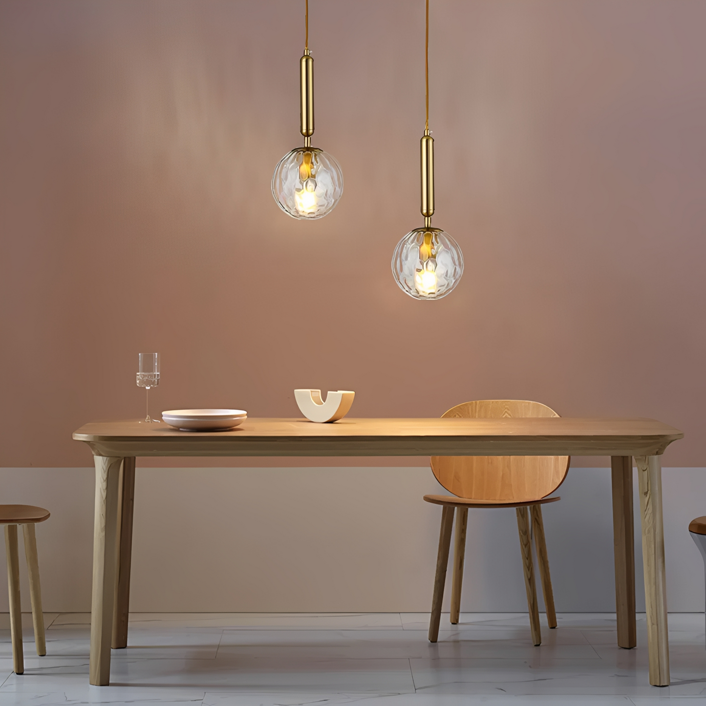 Sean – Moderne Schwarze und Goldene Pendelleuchte