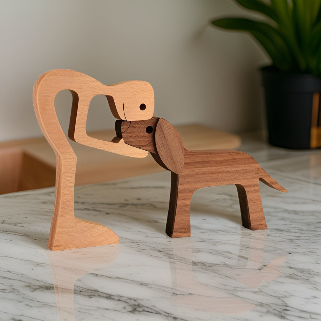 Aelix – Holzskulptur Mann und Hund