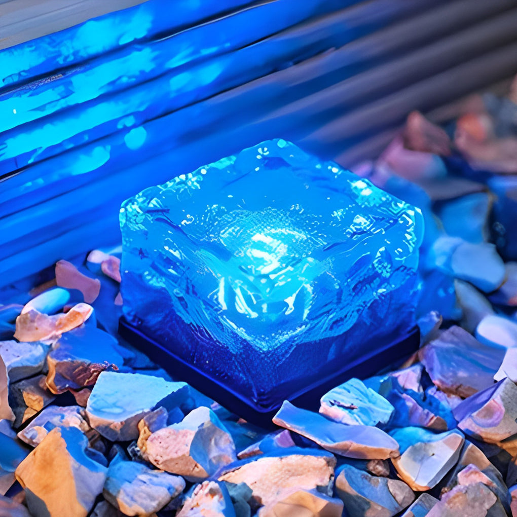Ayla – Solar Eisziegel Gartenlampe