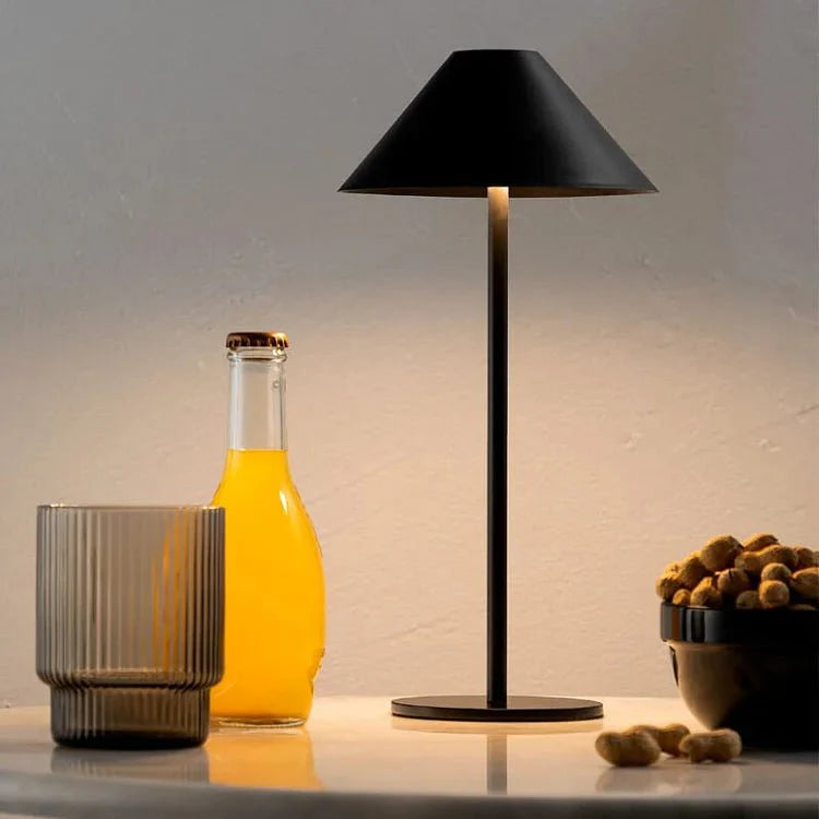 Kiyomi – Kabellose Wasserdichte LED-Tischlampe
