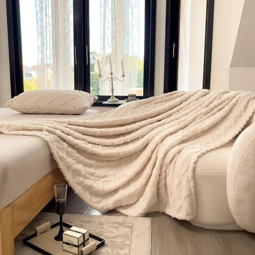 Ella – Flauschige Wurfdecke