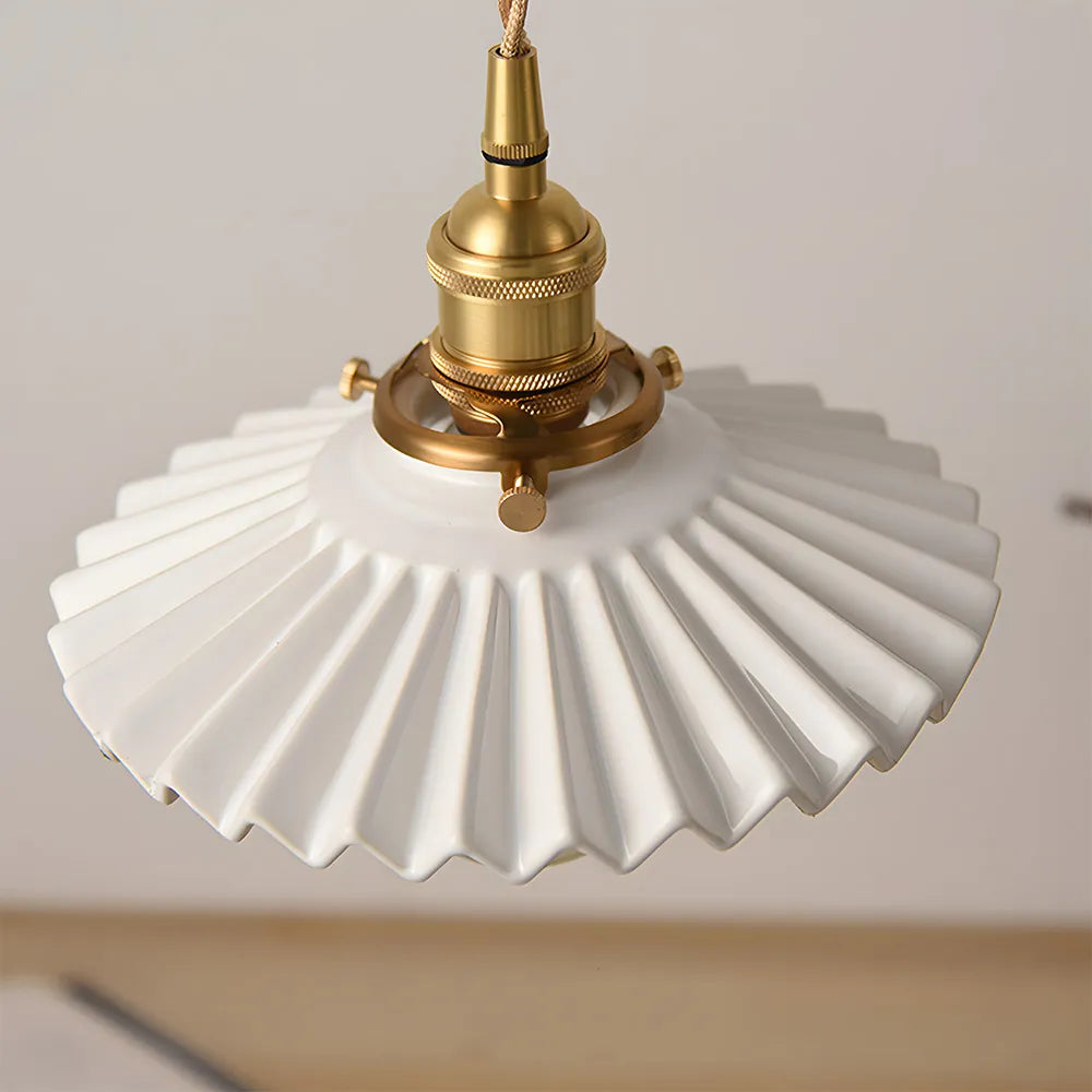 Mira – Elegante Keramik Pendelleuchte