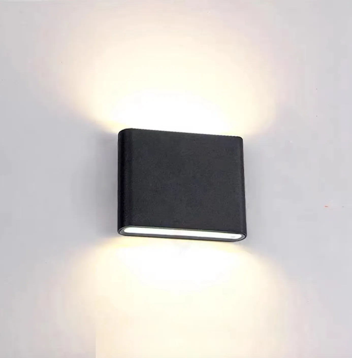 Luca – Moderne LED Außen-Stufenlampe