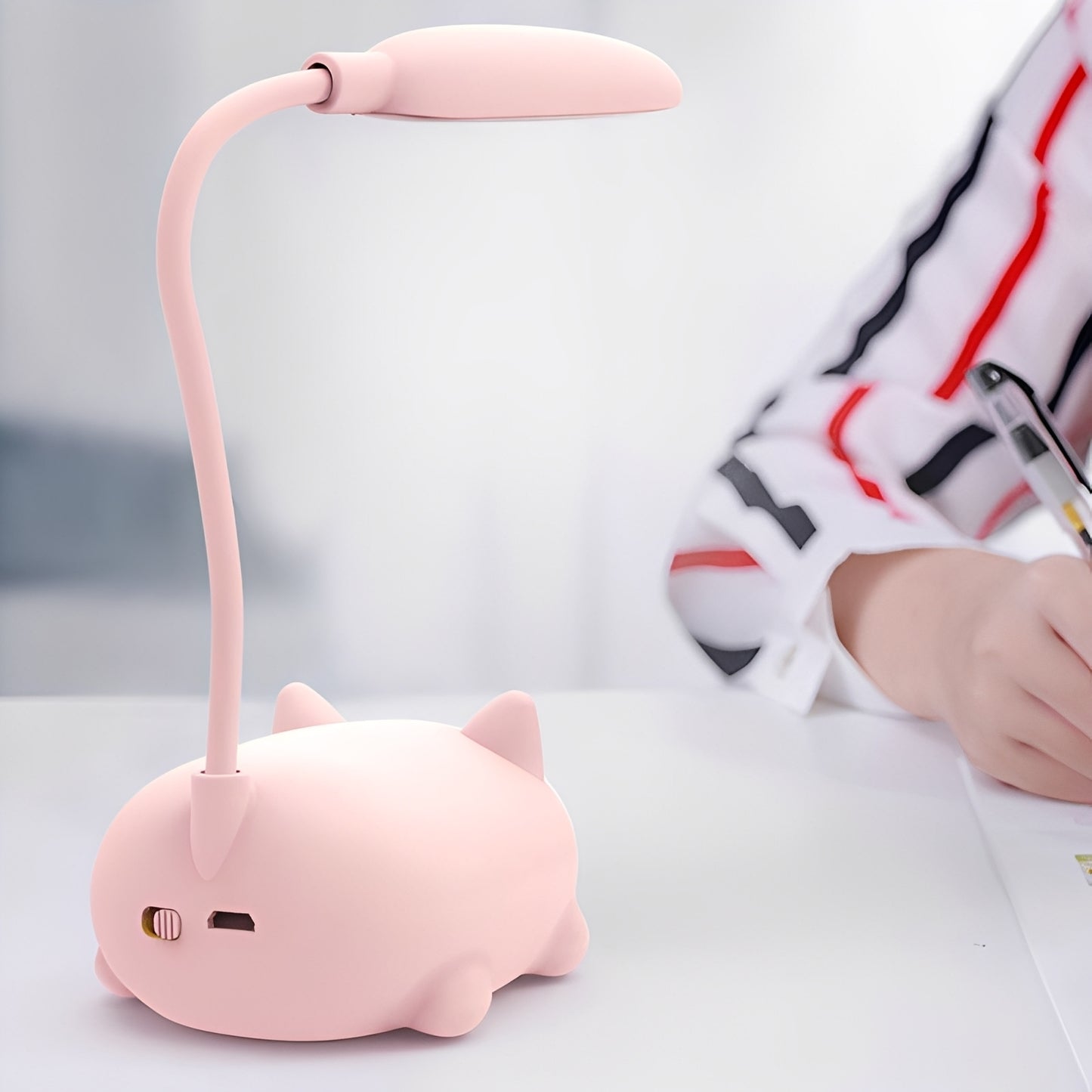 BrightPaws – LED-Tischlampe im Katzen-Design