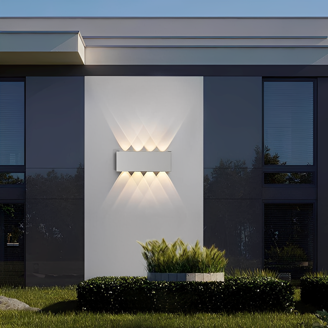 Avelin – LED-Außenwandleuchte