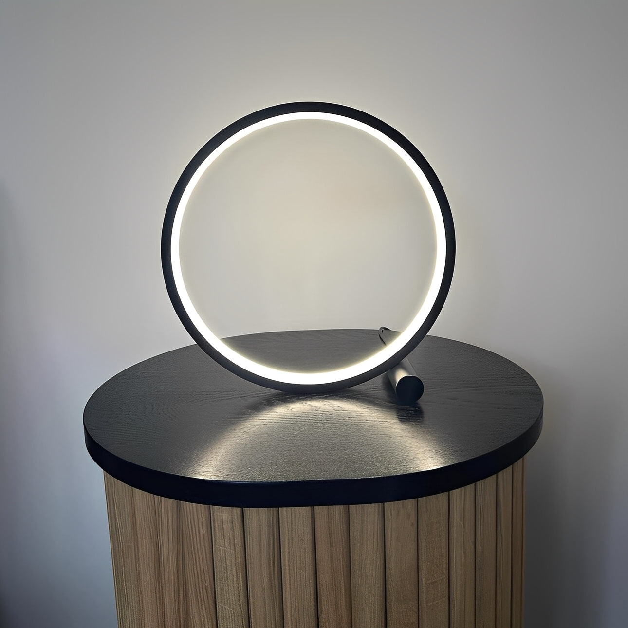 Rytz – Moderne Induktions-Tischleuchte