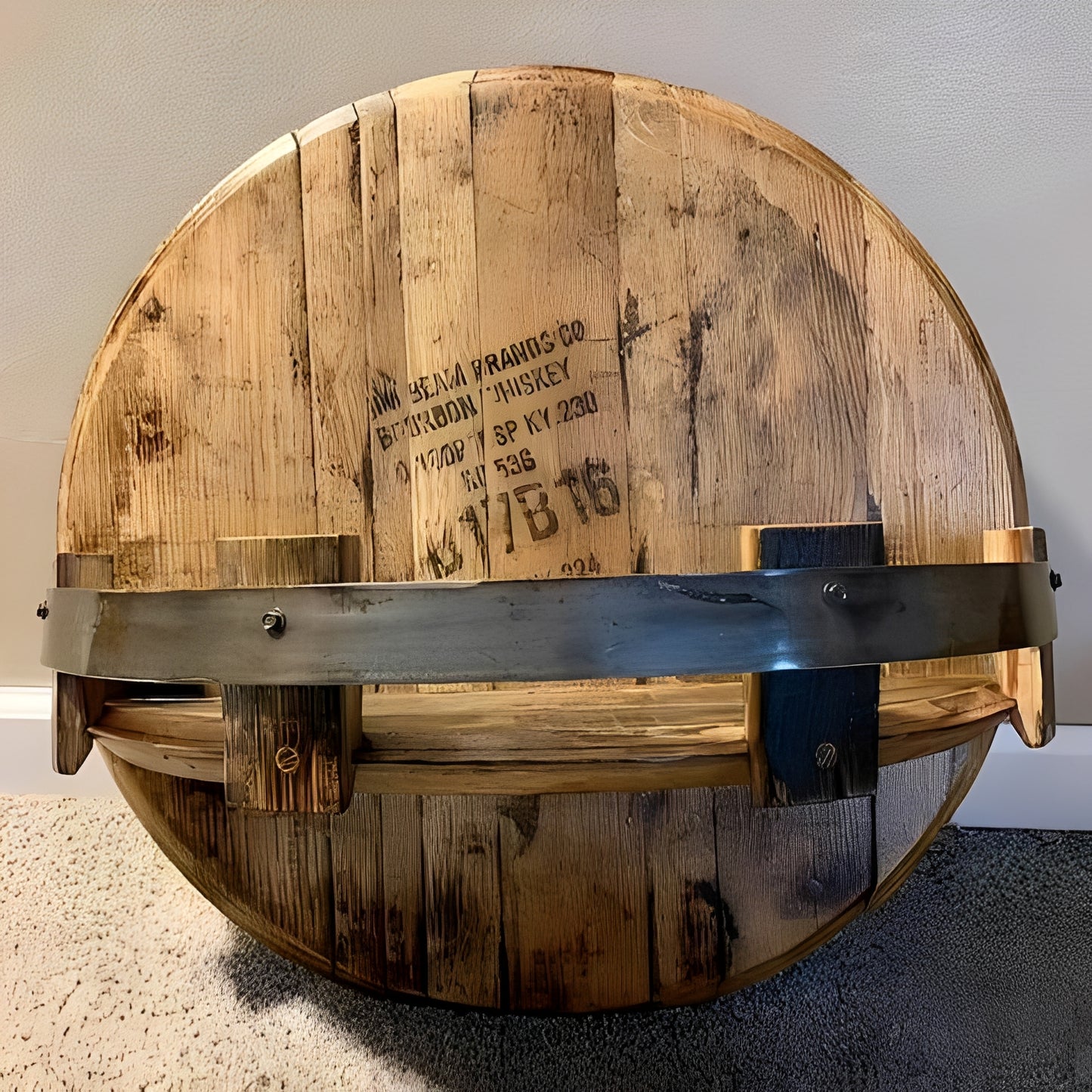 Elias – Holz-Wein- & Whiskeytisch