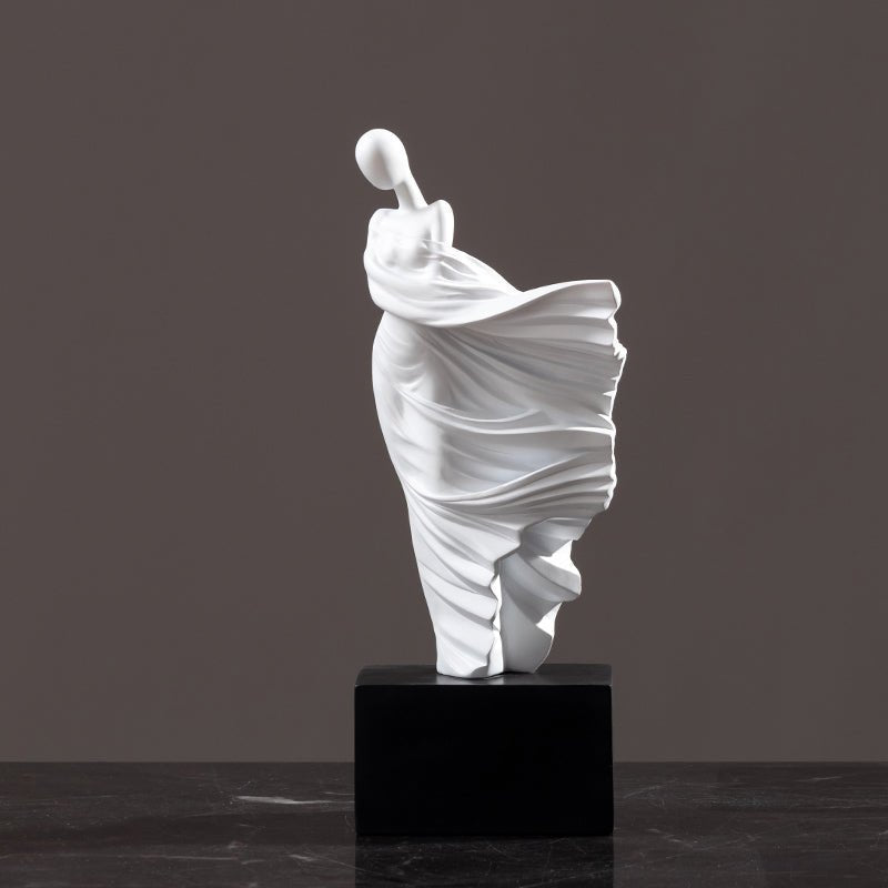 Alariel – Tischskulptur „Queen of the Wind“