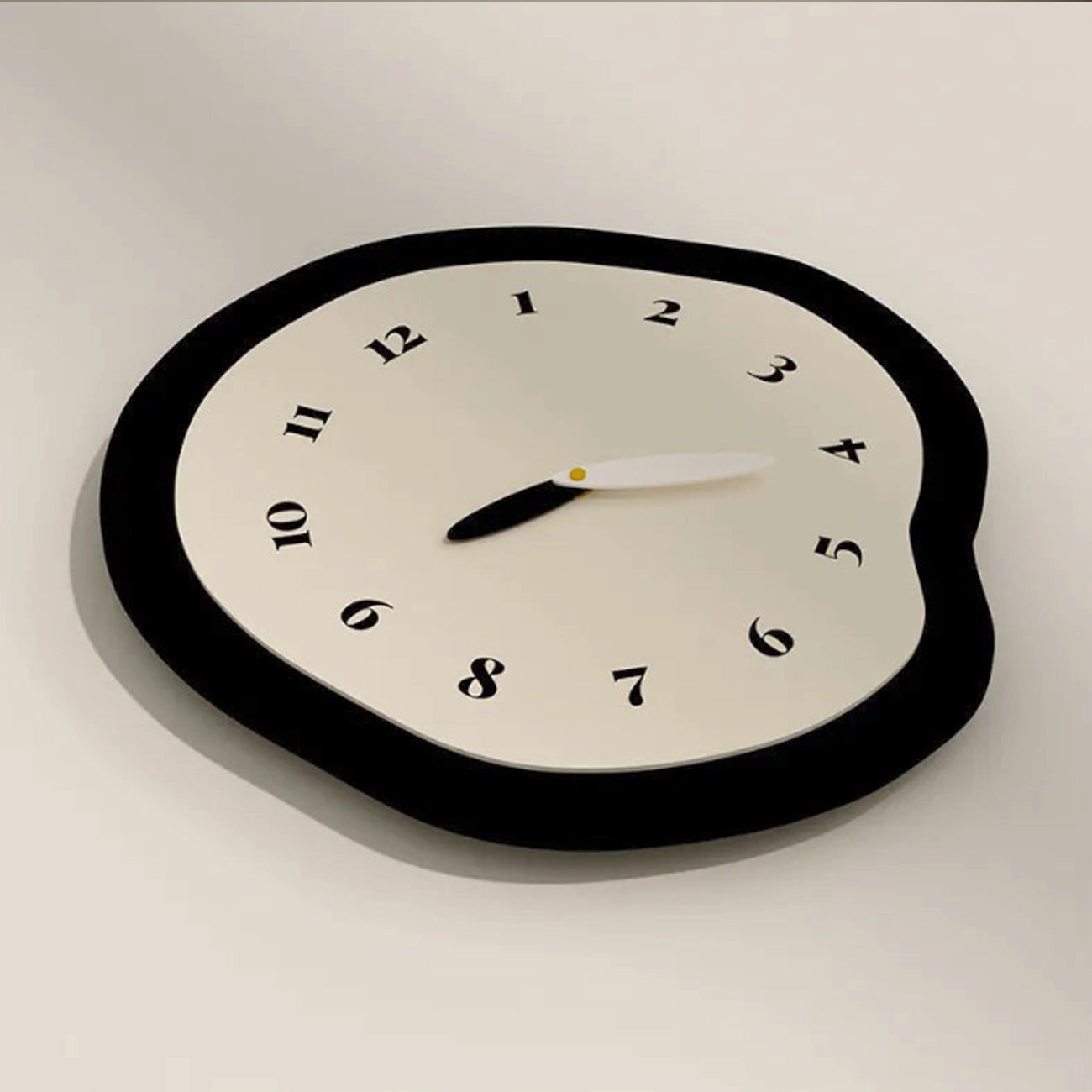 Kairo – Kreative Irreguläre Wanduhr
