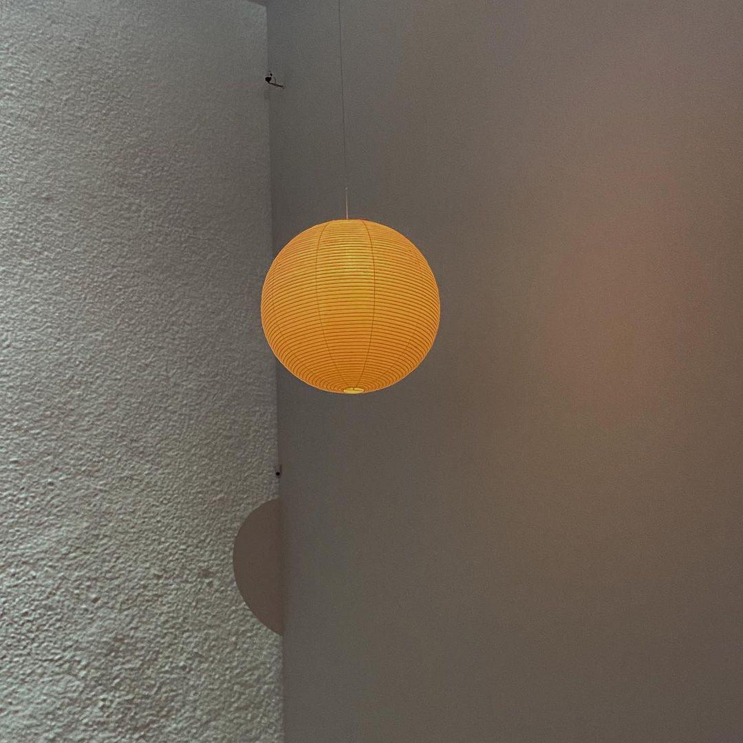 Nola – Moderne Weiße Papierlaterne