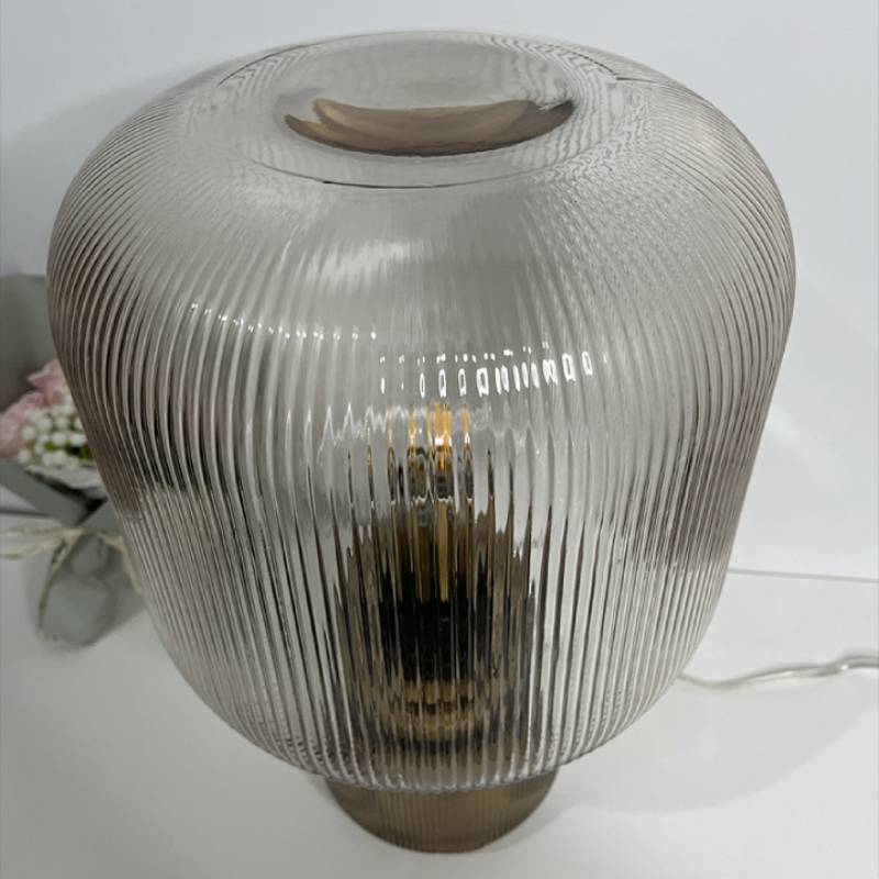 Cognelle – Moderne Licht-Luxus-Tischleuchte