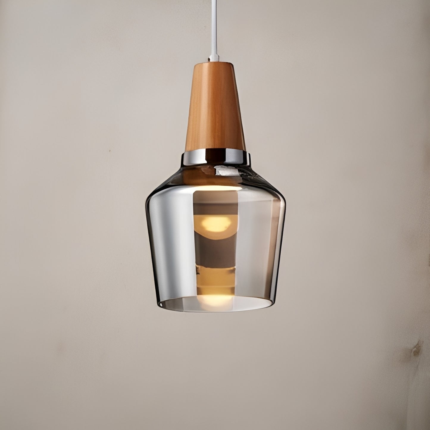 Nozomi – Antike Holz-Glas Pendelleuchte