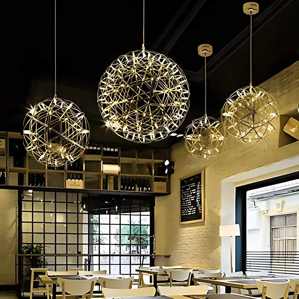 Reina – LED Kugel Design-Kronleuchter