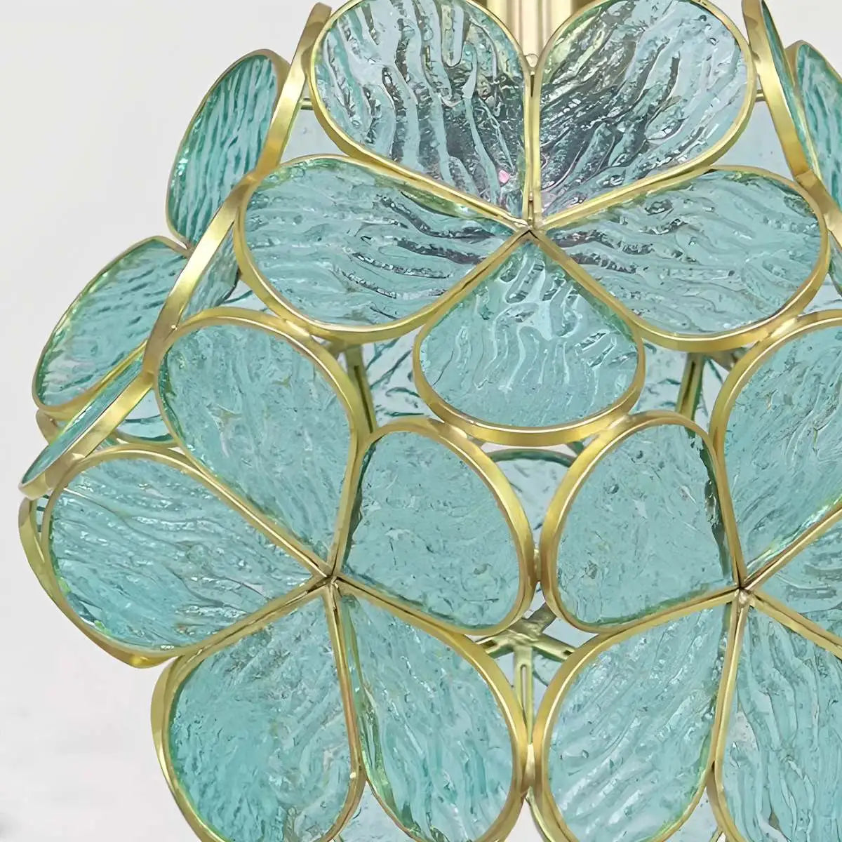 Hanami – Japanische Glasblüten Kronleuchte