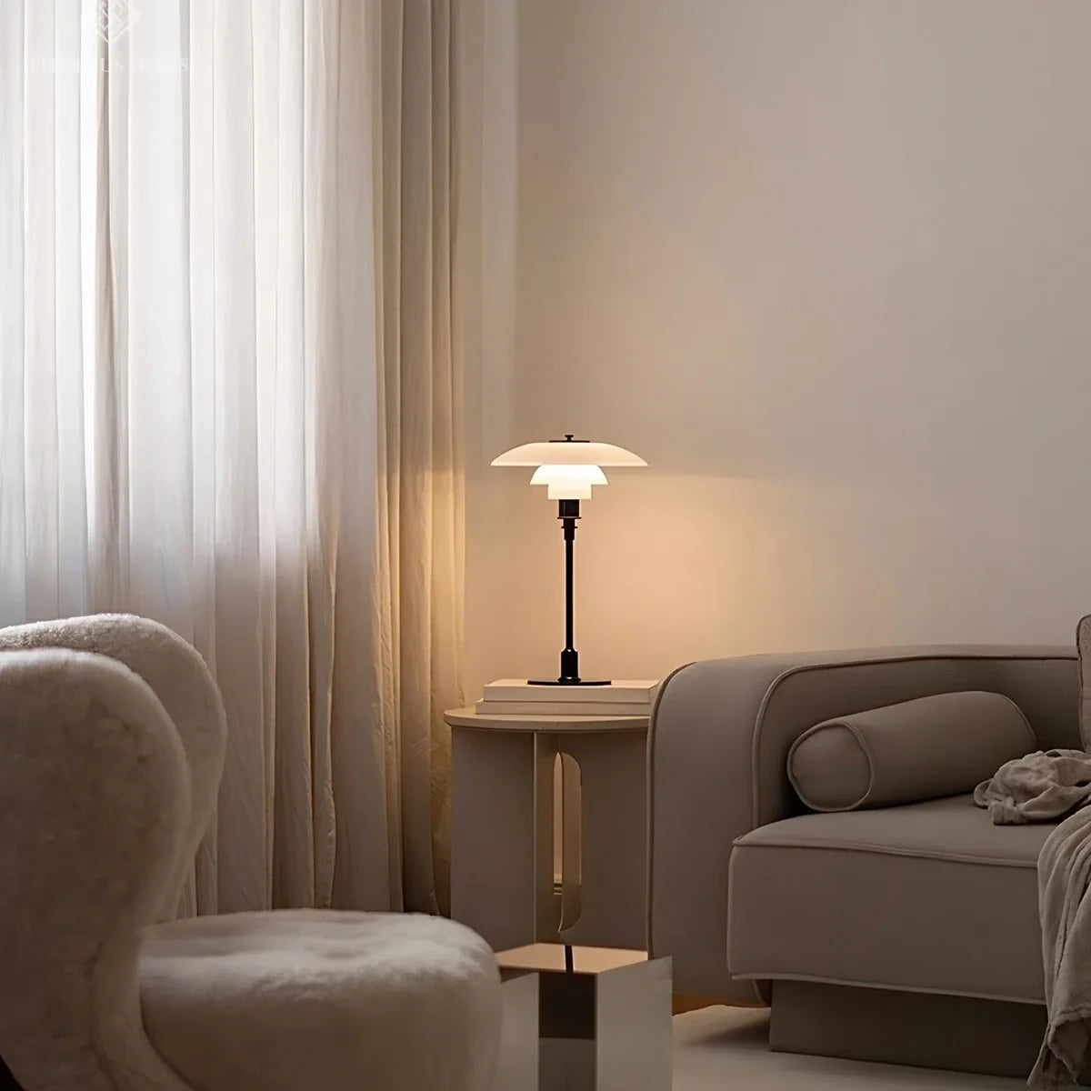 Akemi – Künstlerische Glas Tischlampe