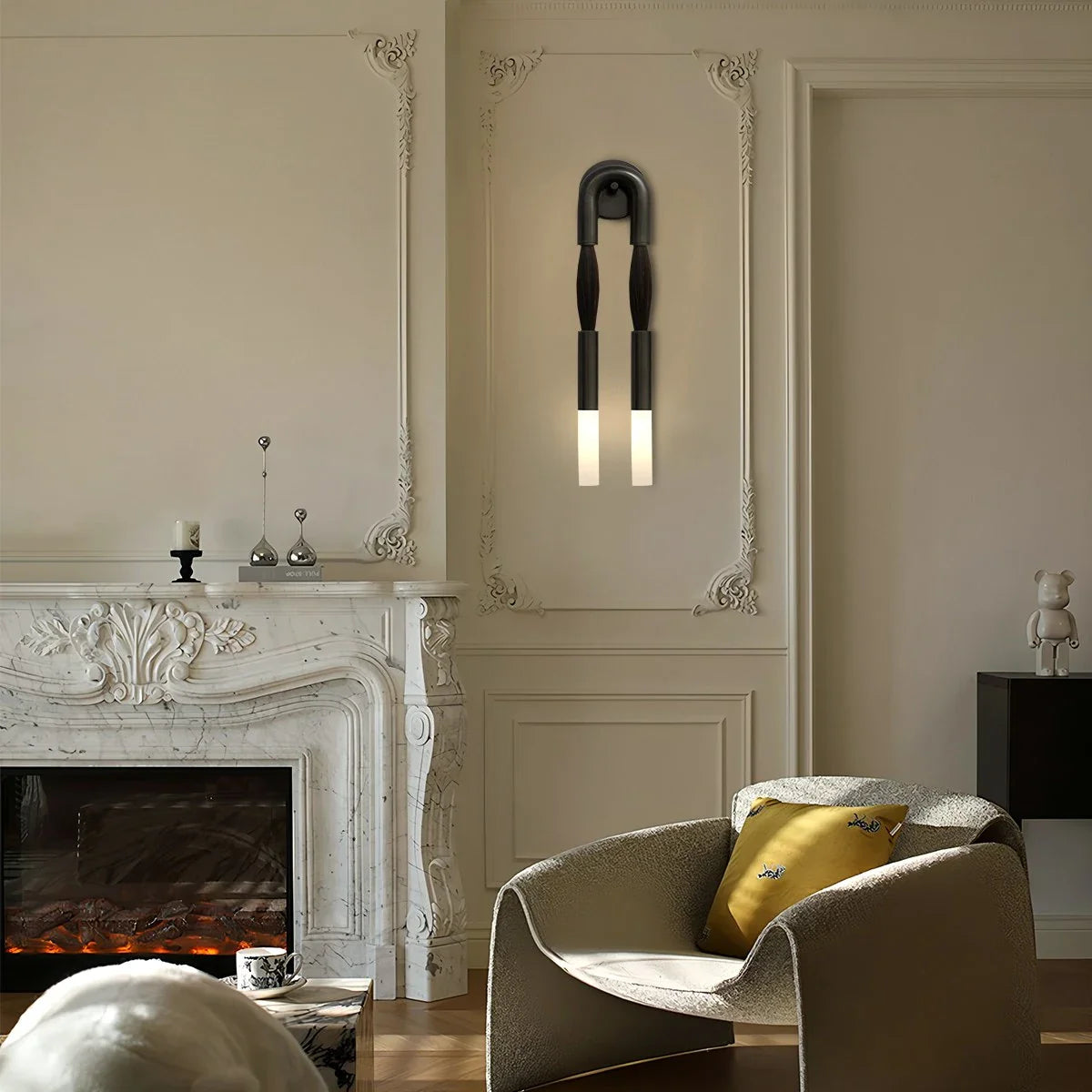 Kuro – Moderne Wandlampe aus Eisen