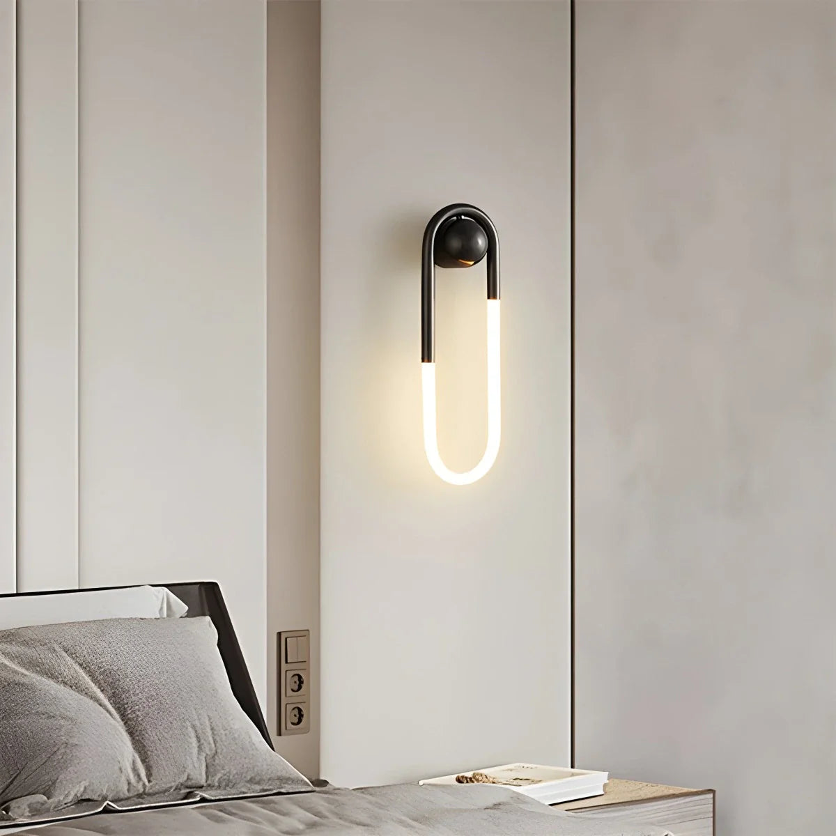 Riko – Moderne Hintergrund-Wandlampe