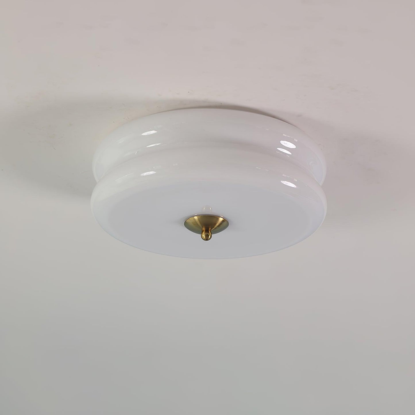 Elon – Schlichte Deckenlampe aus Glas in Creme