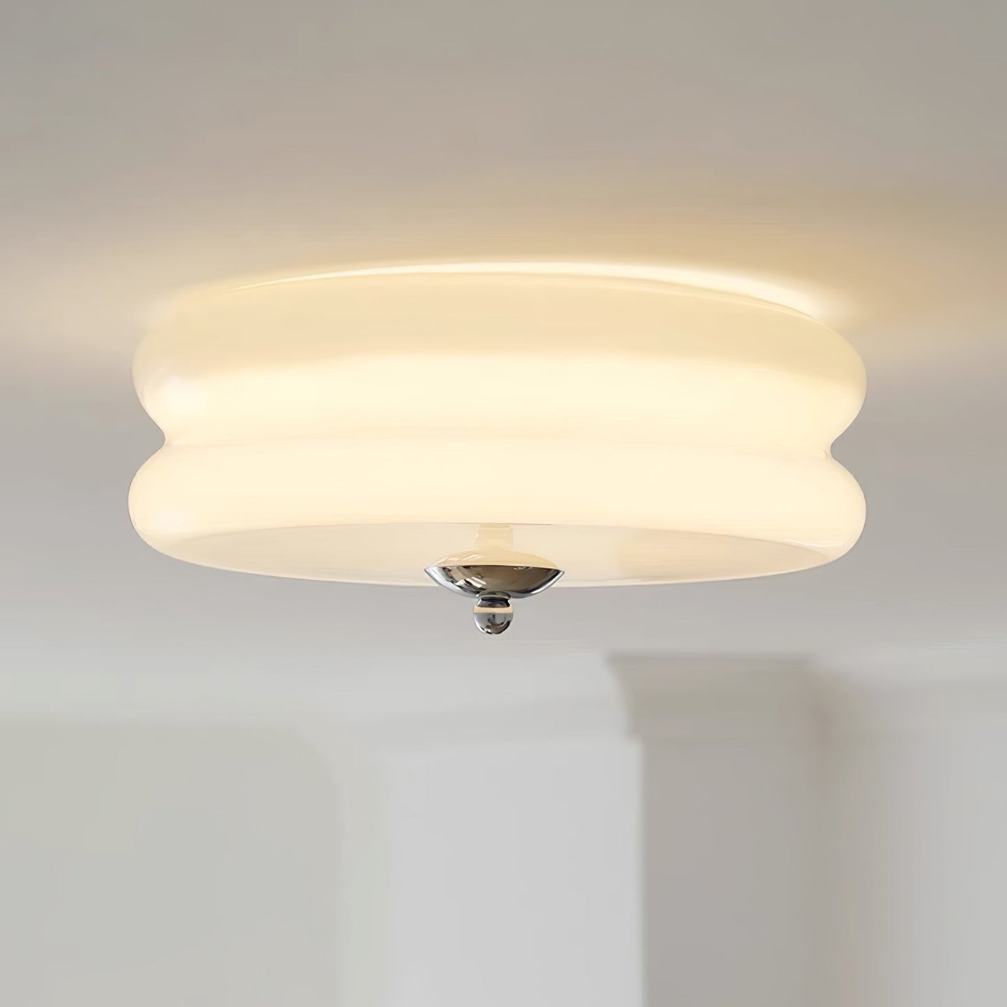 Elon – Schlichte Deckenlampe aus Glas in Creme