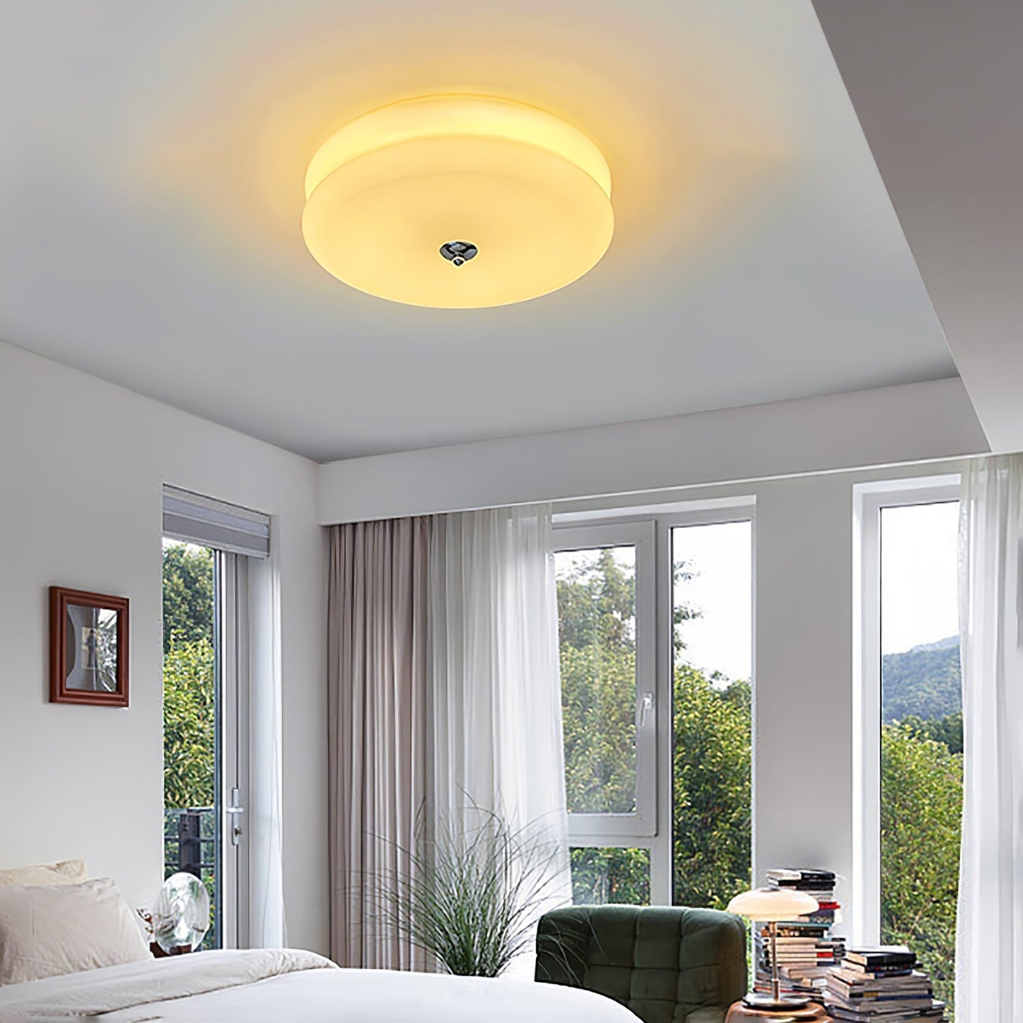 Elon – Schlichte Deckenlampe aus Glas in Creme