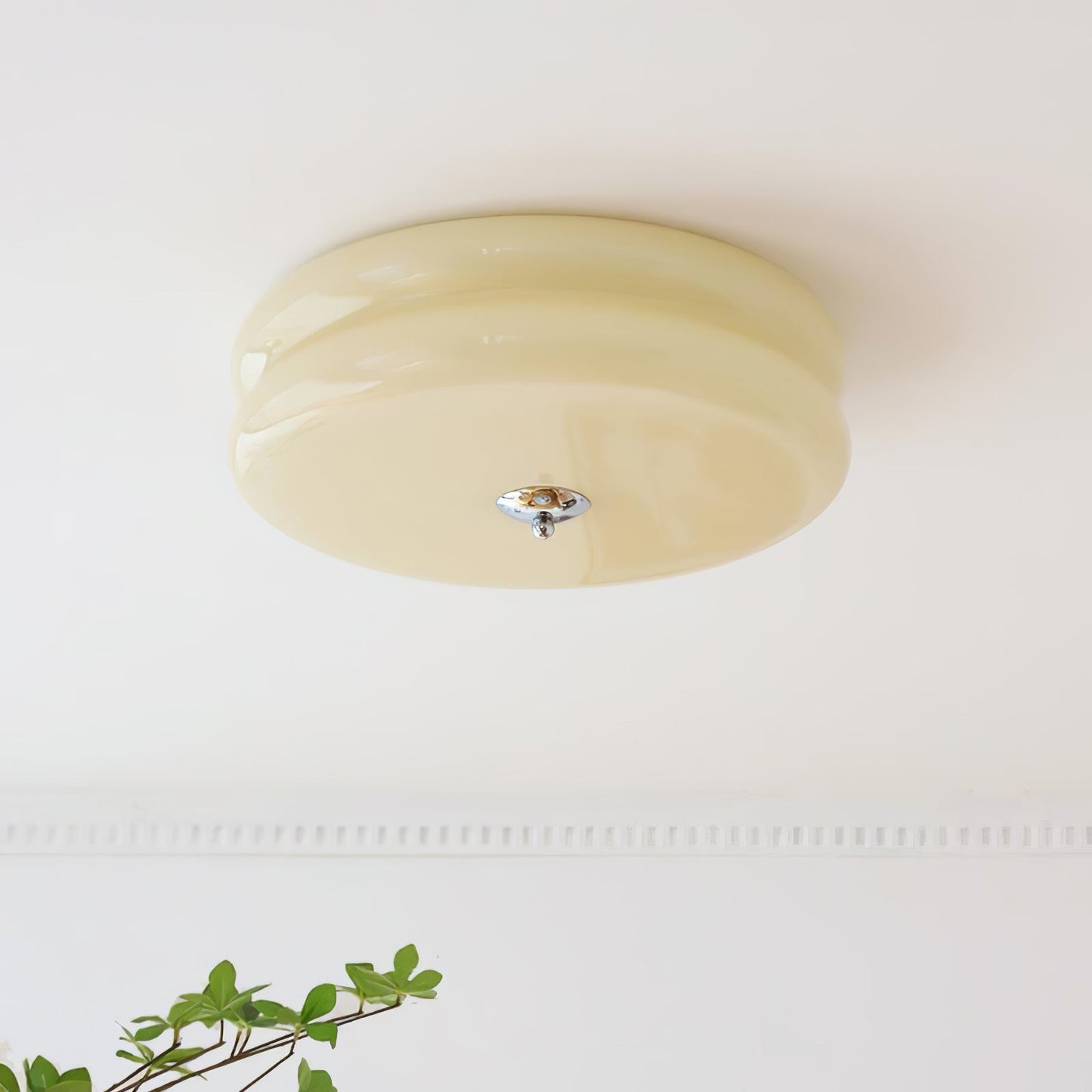 Elon – Schlichte Deckenlampe aus Glas in Creme