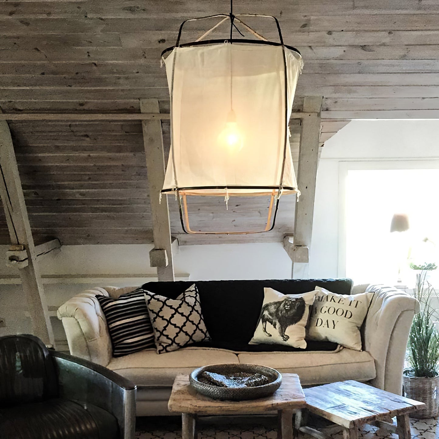 Asami – Design Pendelleuchte aus Leinen & Bambus
