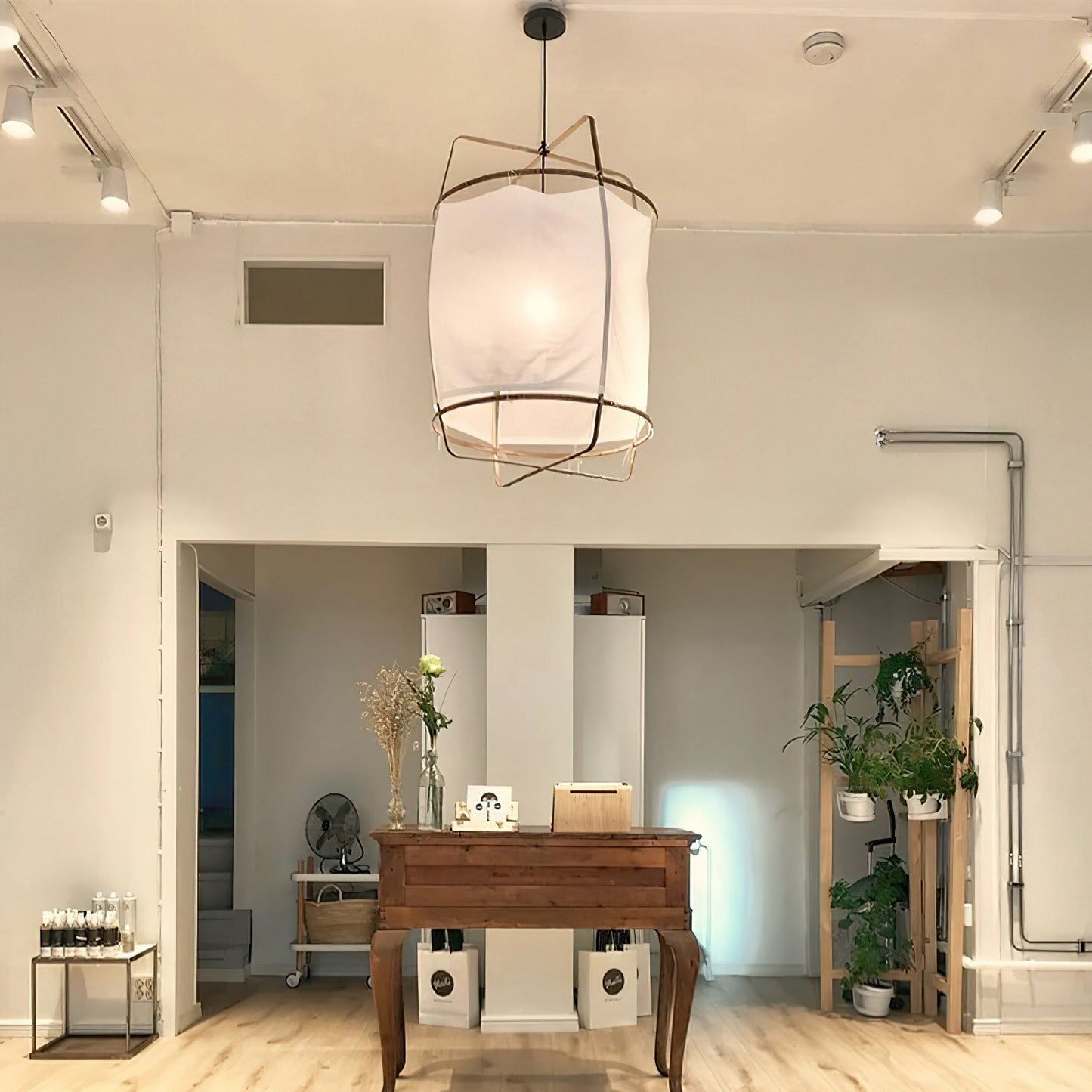 Asami – Design Pendelleuchte aus Leinen & Bambus