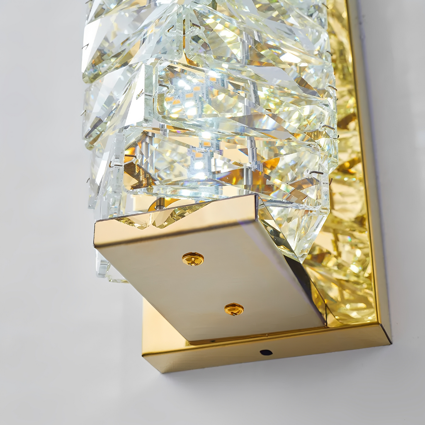 Luxera – Kristall-Wandleuchte