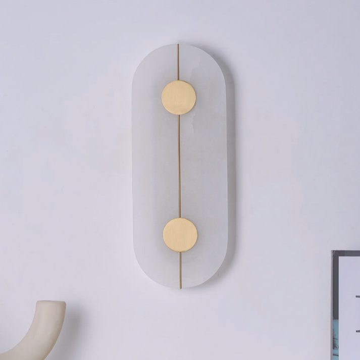 Kylie – Minimalistische Marmor-Wandleuchte