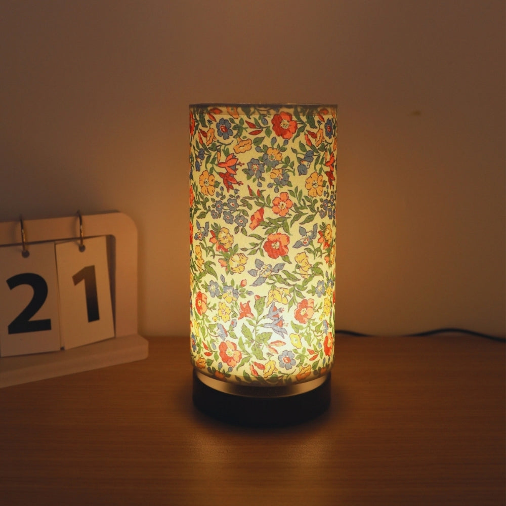 Maurin – Schlichte Tischlampe