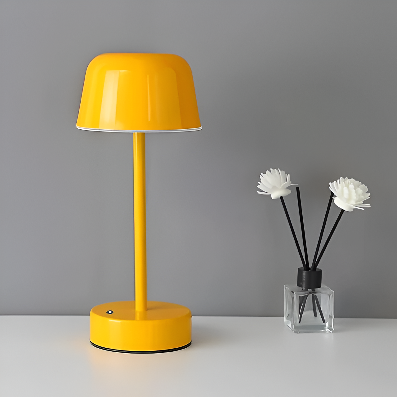 Retro – Kabellose Retro-Tischlampe mit LED-Farbwechsel